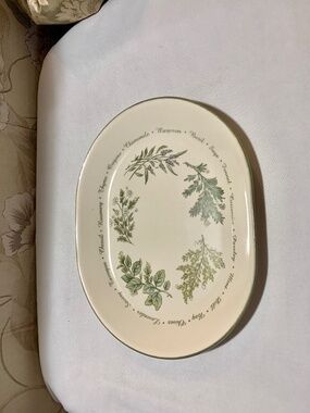 Corning Corelle Thymekess Herbs Oval Platter - Measures 12.25” by 10” - U.S.A.